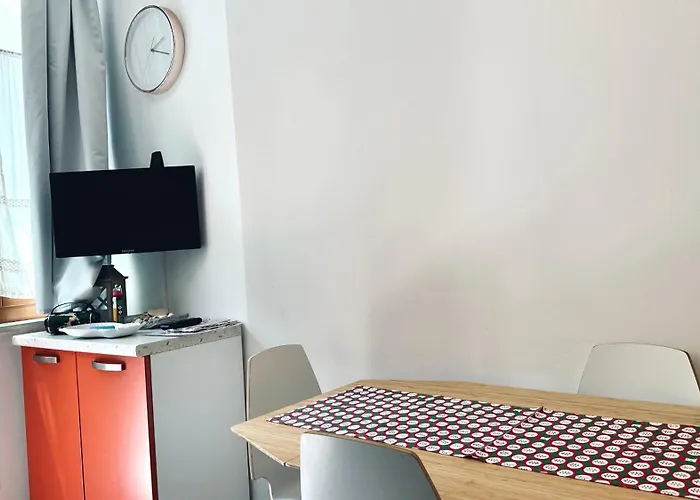 P041 - Porto Recanati, Comodo Bilocale Vicino Alle Spiagge